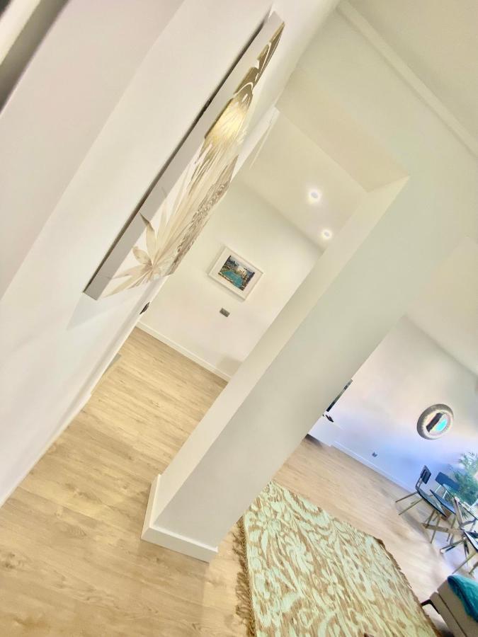 Chic Apartments- Free Parking - 10 Min From Bcn Centre By Metro Appartement